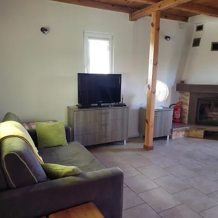 Nad Lasmiadami Holiday home Sajzy